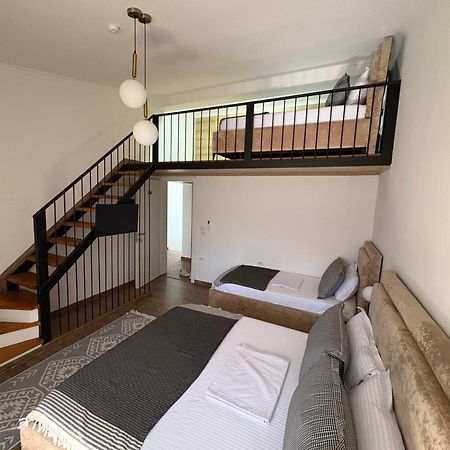 Salillari Guest House بيرات المظهر الخارجي الصورة