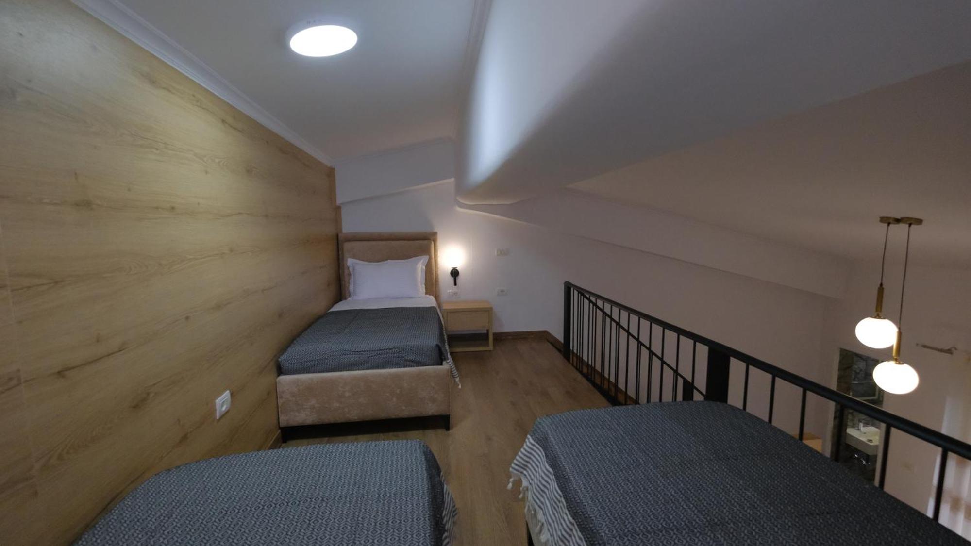 Salillari Guest House بيرات المظهر الخارجي الصورة