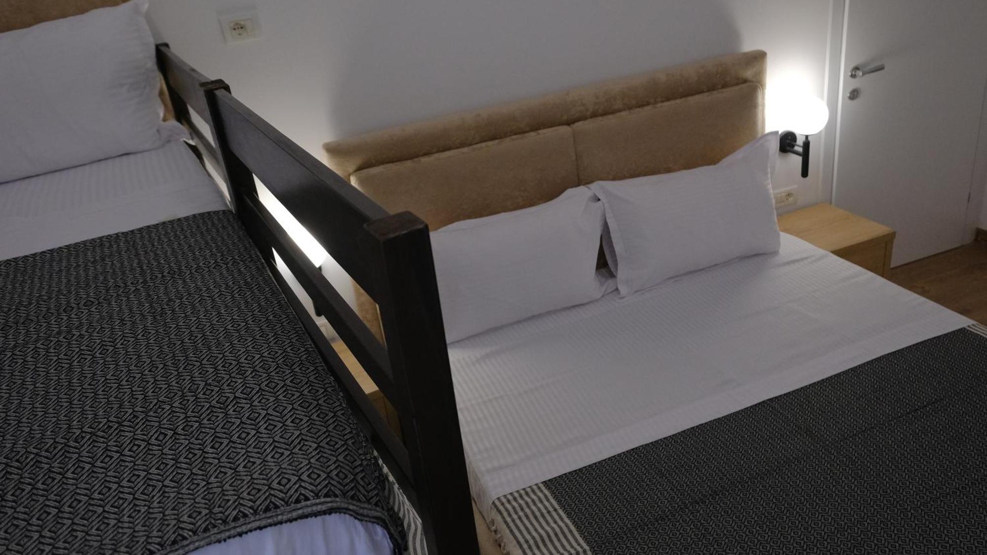 Salillari Guest House بيرات المظهر الخارجي الصورة