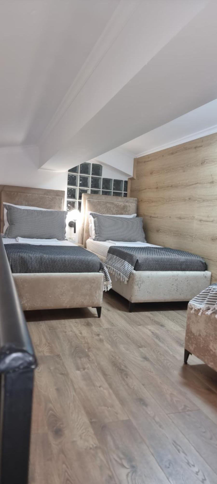 Salillari Guest House بيرات المظهر الخارجي الصورة