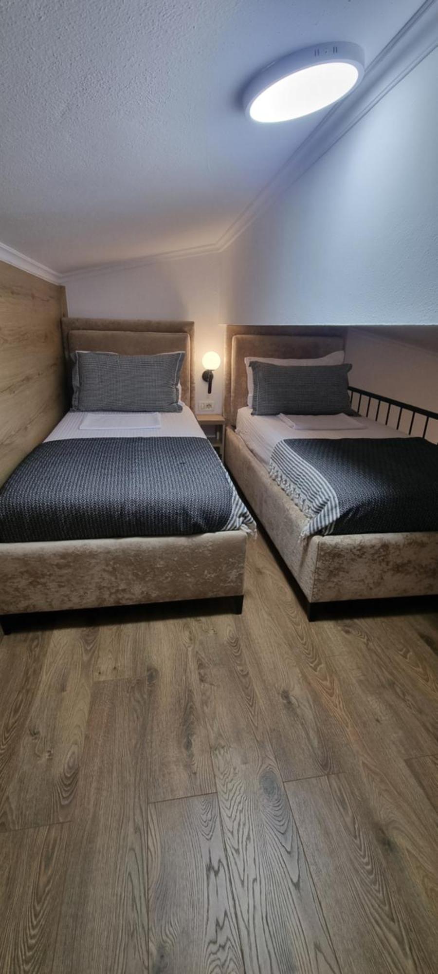Salillari Guest House بيرات المظهر الخارجي الصورة