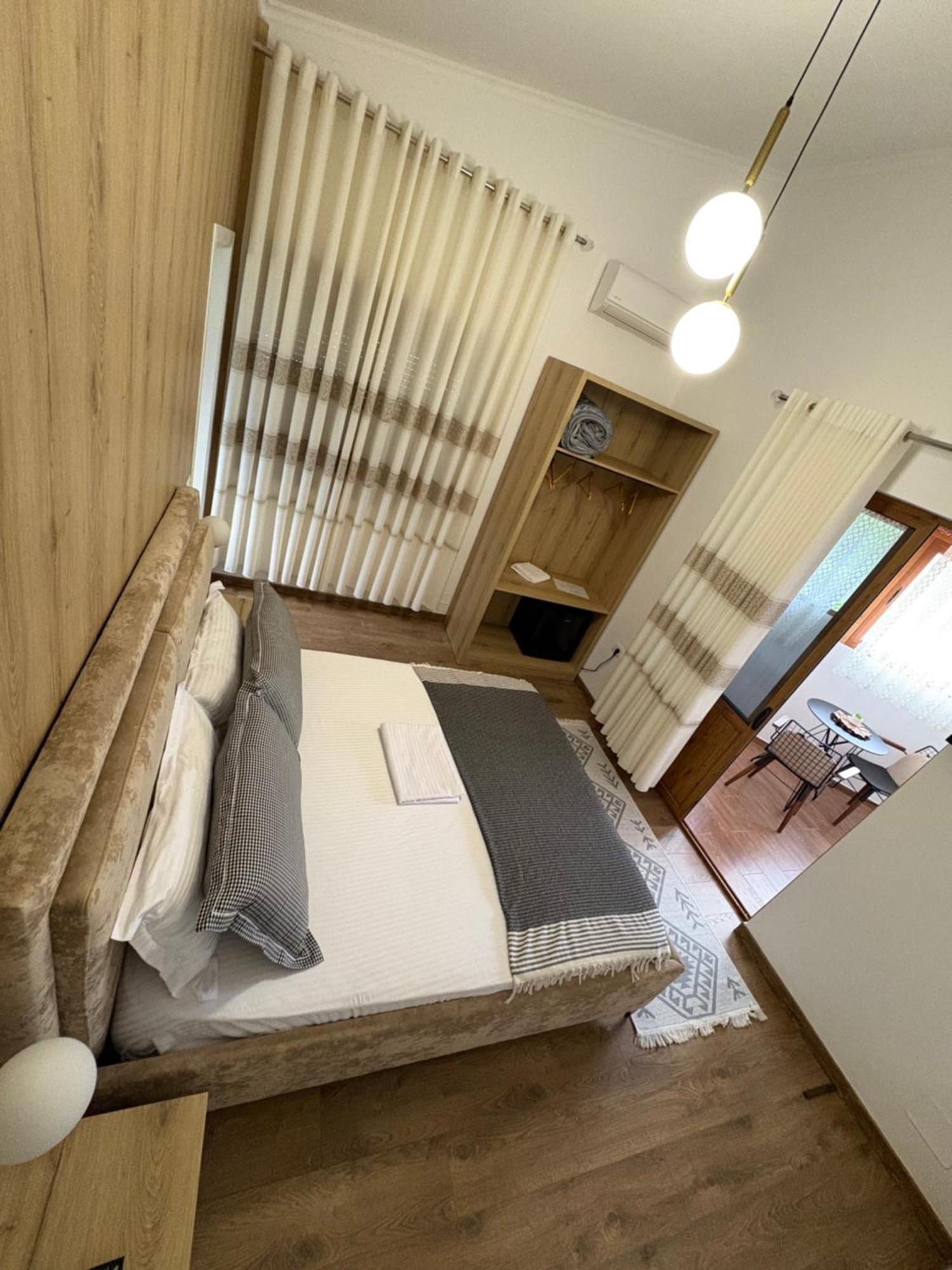 Salillari Guest House بيرات المظهر الخارجي الصورة