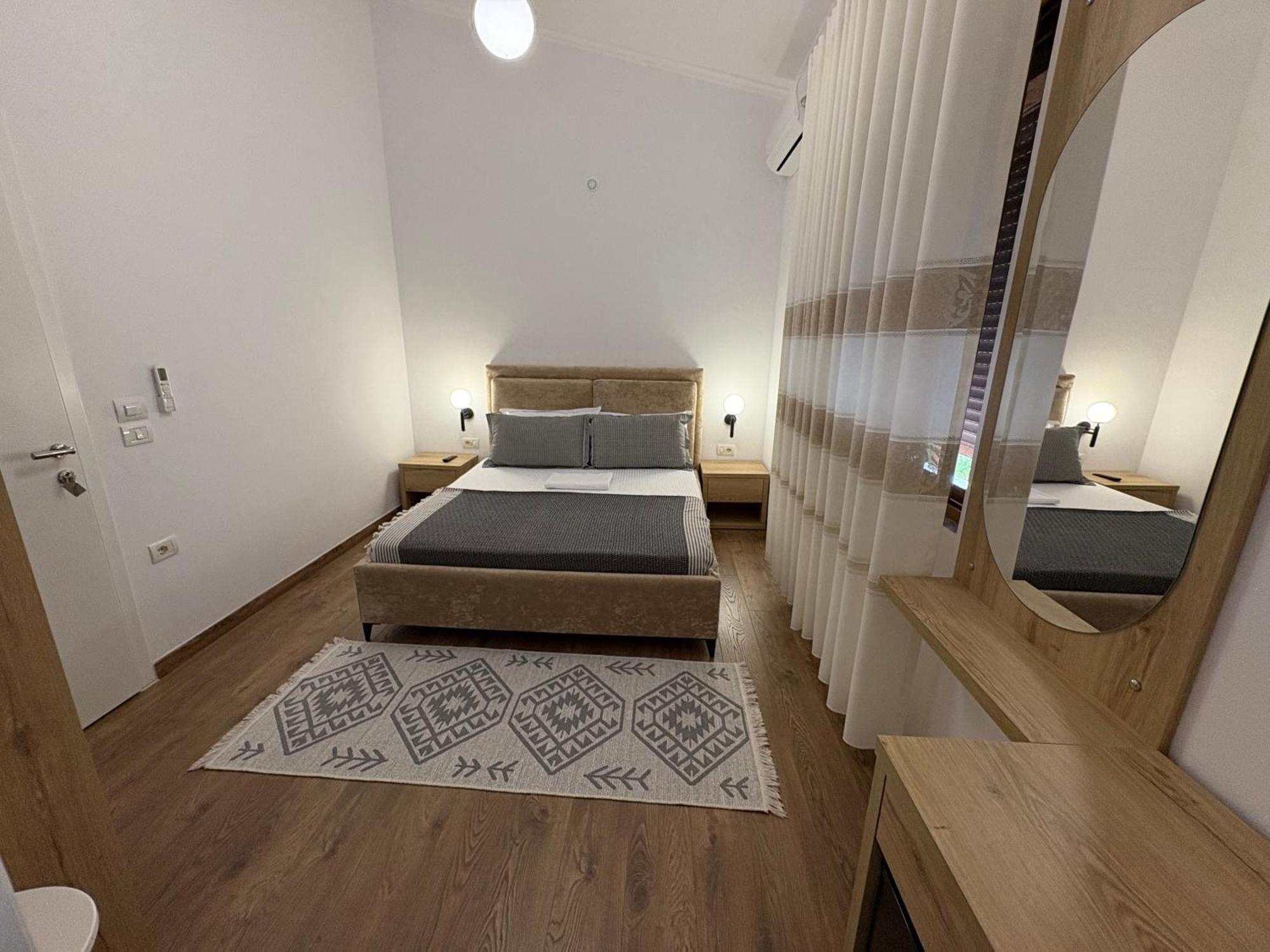Salillari Guest House بيرات المظهر الخارجي الصورة