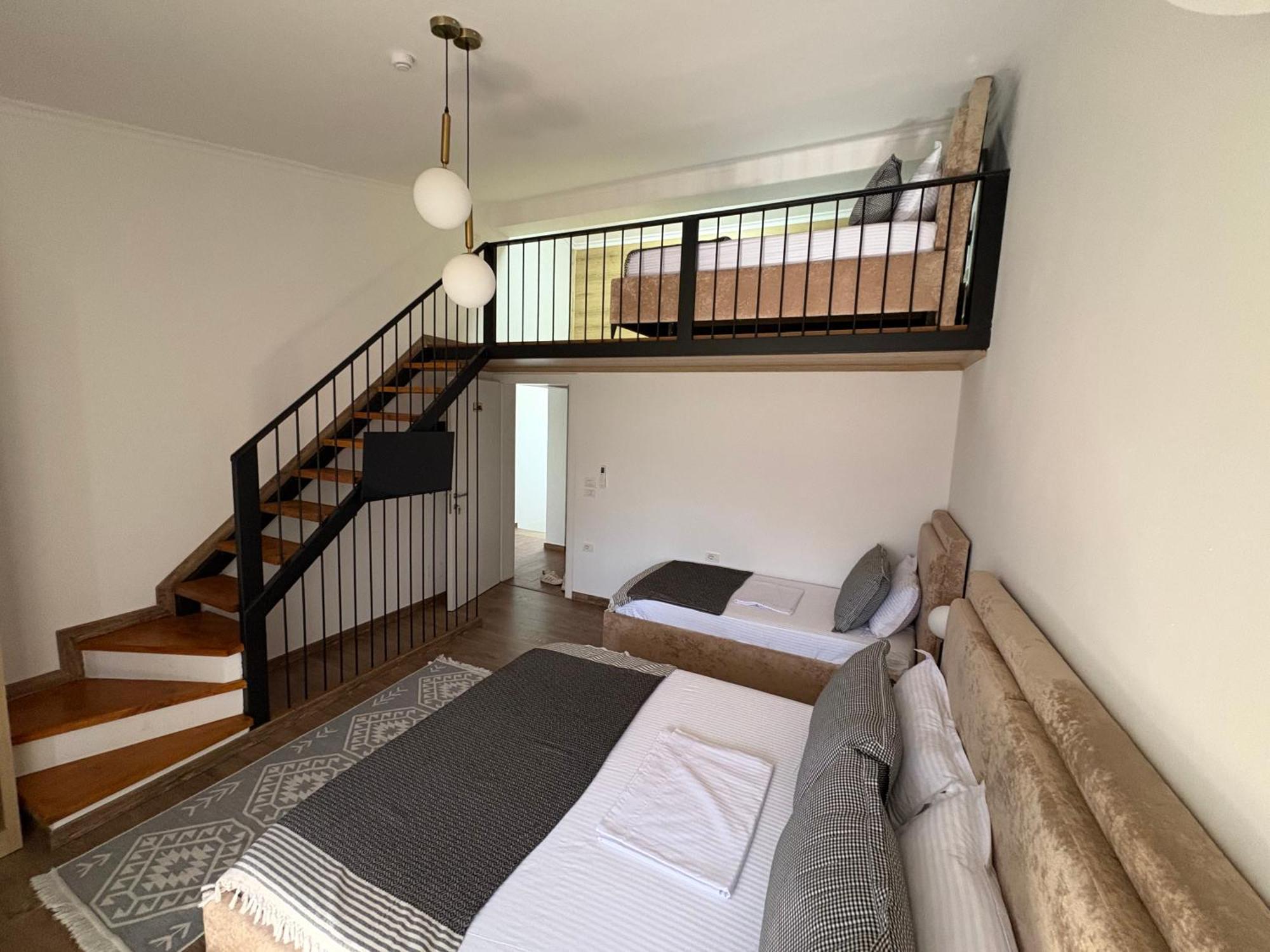 Salillari Guest House بيرات المظهر الخارجي الصورة