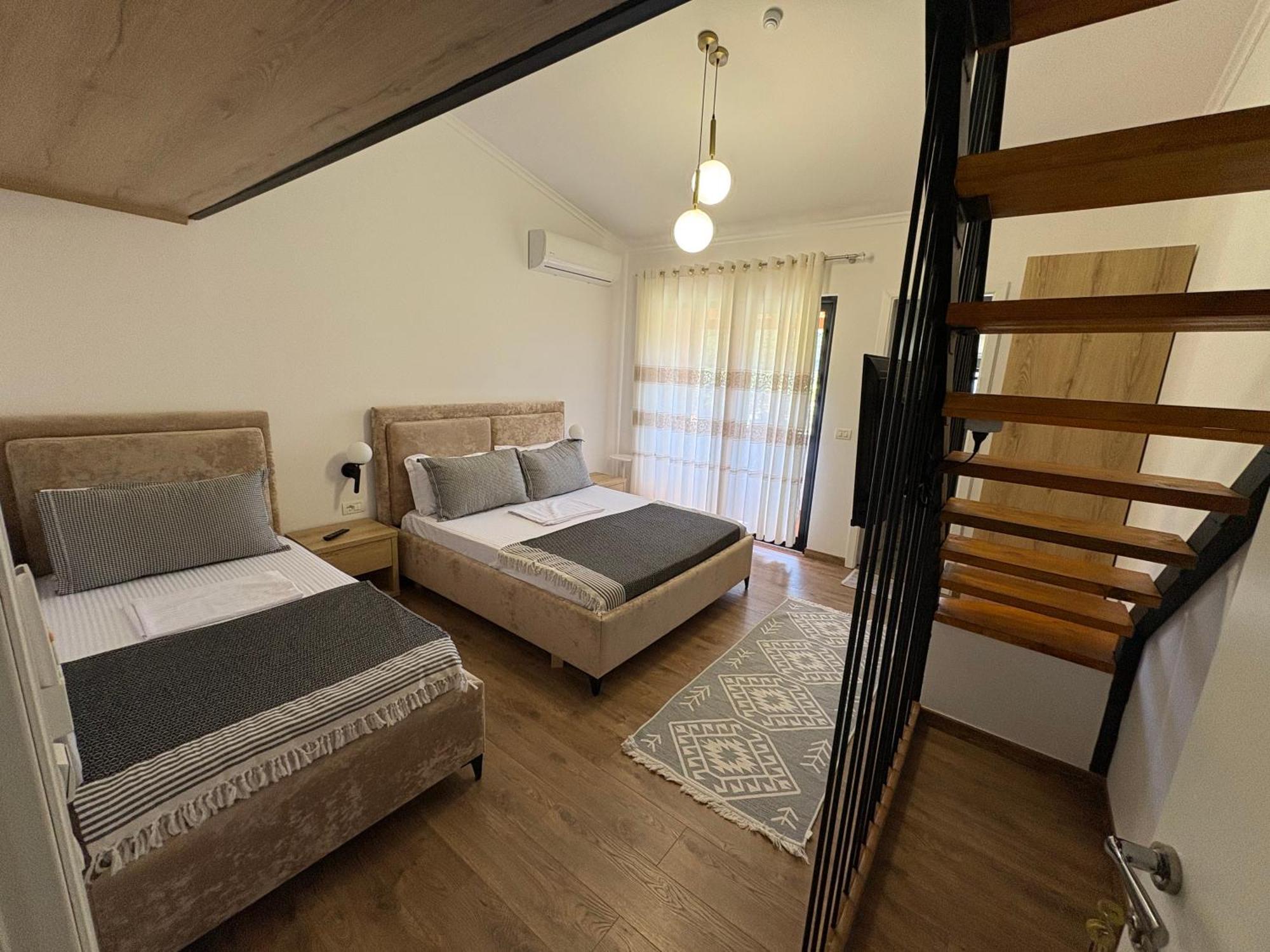 Salillari Guest House بيرات المظهر الخارجي الصورة